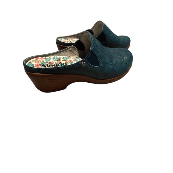 Alegria Teal Clogs - Picture 2 of 7